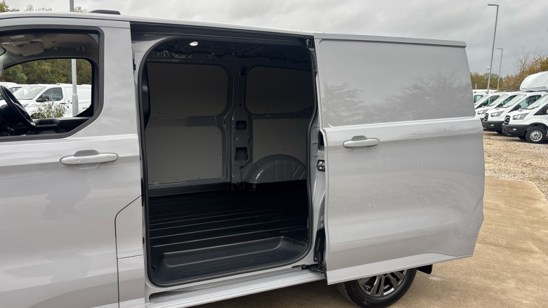 Ford Transit Custom 280 L1 Diesel Fwd 2.0 EcoBlue 110ps H1 Van Leader